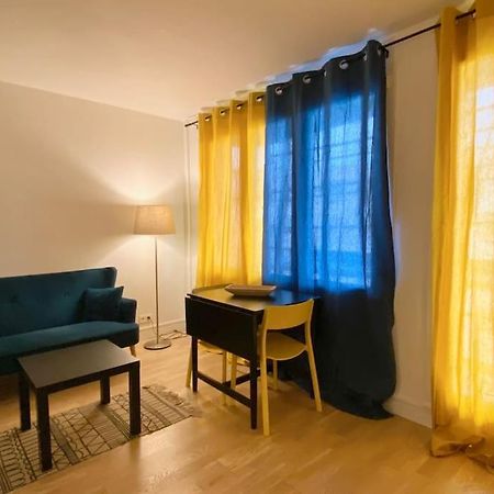 Beau Studio Cosy Et Calme - Face A La Gare De Rosny-Sous-Bois - 20Mn De Paris Et Disneyland Exterior photo